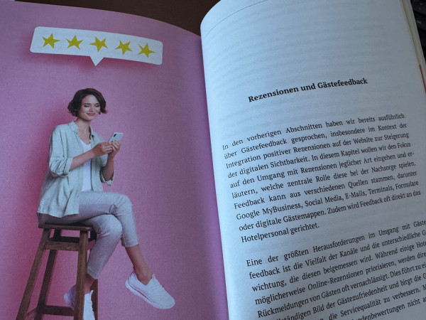 Buchseite mit gelb markierten Expertentipps